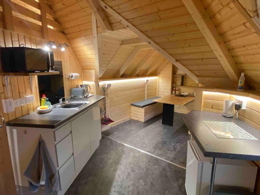 High Quality Cabin With Views Of Ben Nevis Banavie Exterior photo